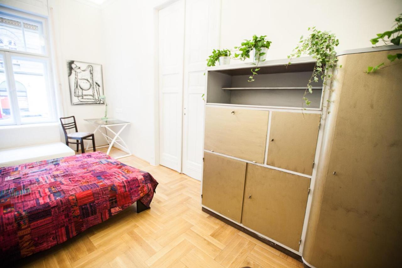N40 By Small Home Budapest Budapeste Exterior foto
